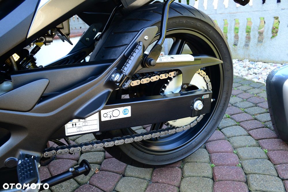 Honda CBF - 35