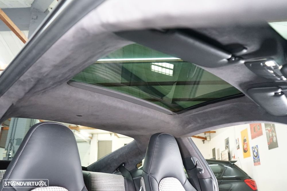 Porsche 911 (991) Carrera 2 PDK - 37