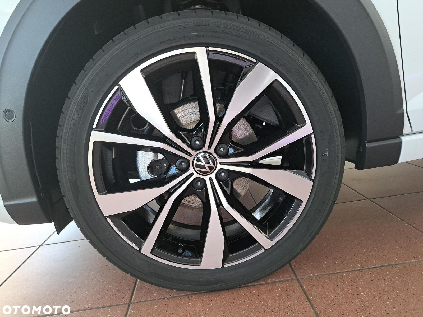 Volkswagen Taigo - 18
