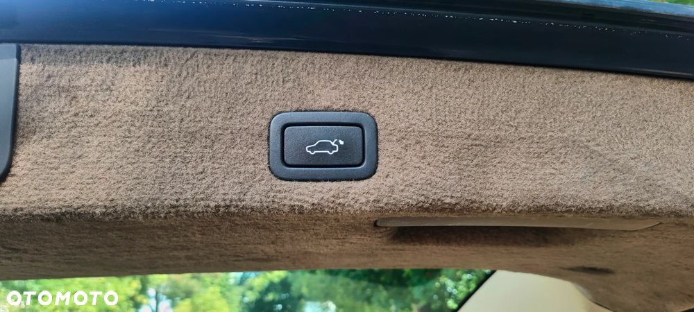 Volvo V70 2.4D Summum - 13