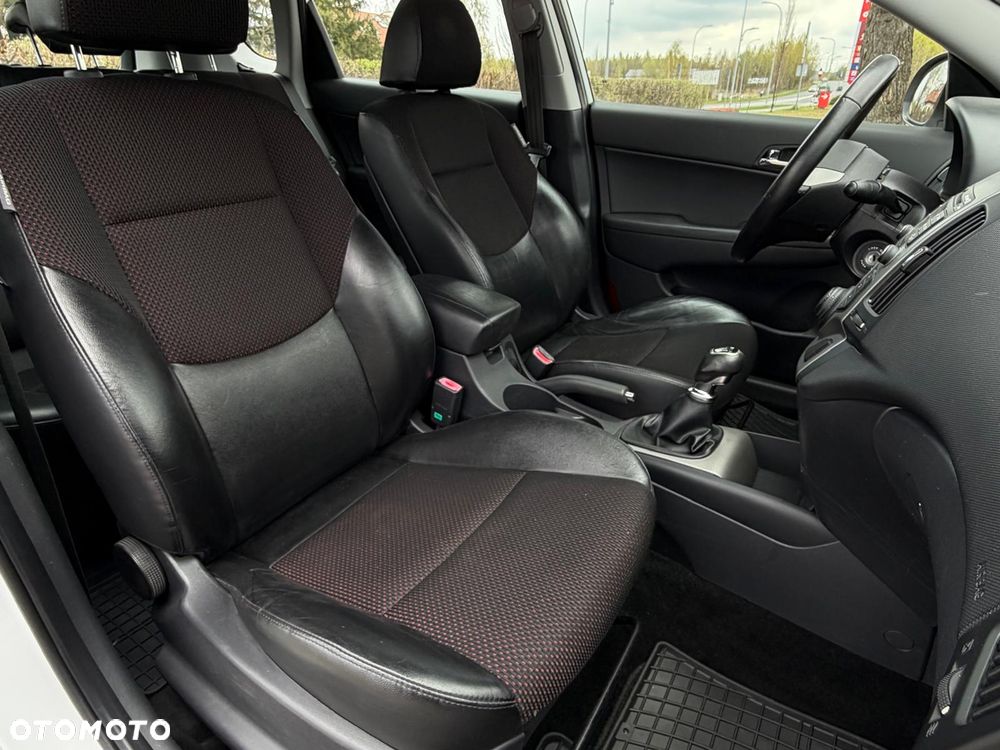 Hyundai i30 i30cw 1.6 CRDi Edition Plus - 20