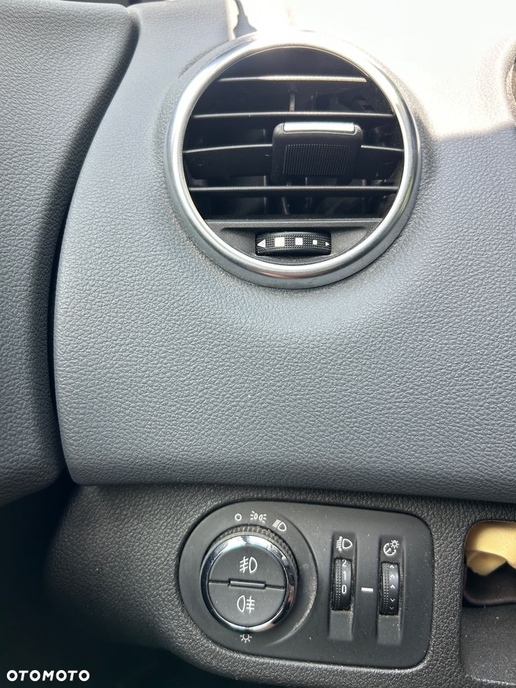 Opel Meriva - 14