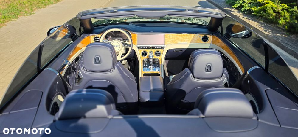 Bentley Continental GT V8 S Convertible - 31
