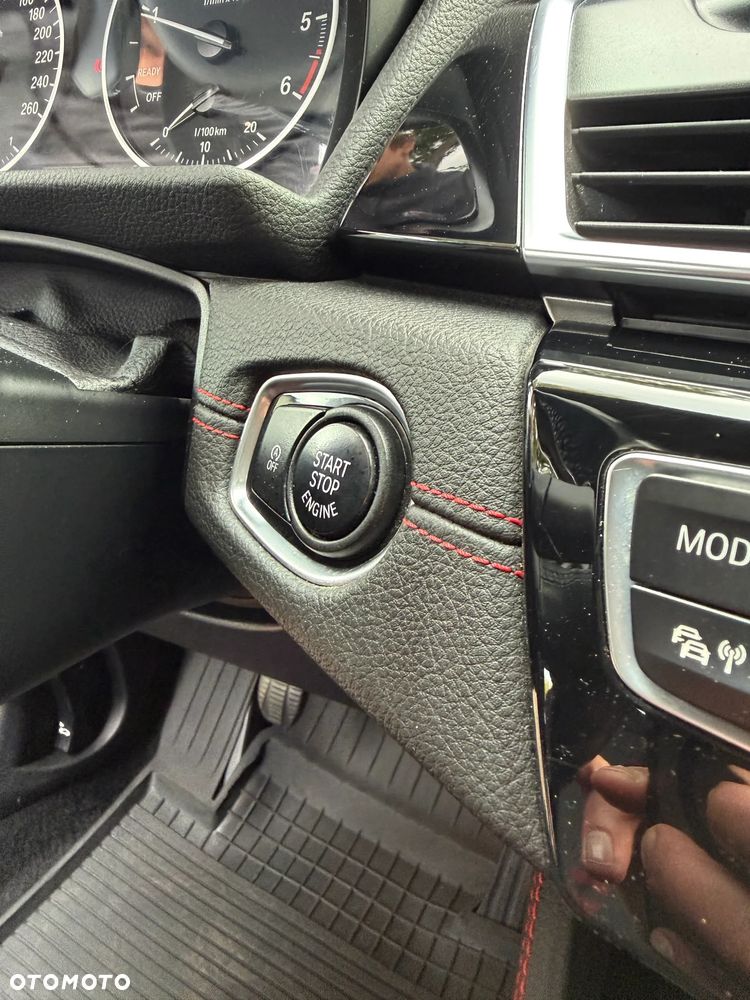 BMW Seria 2 216d Luxury Line - 36