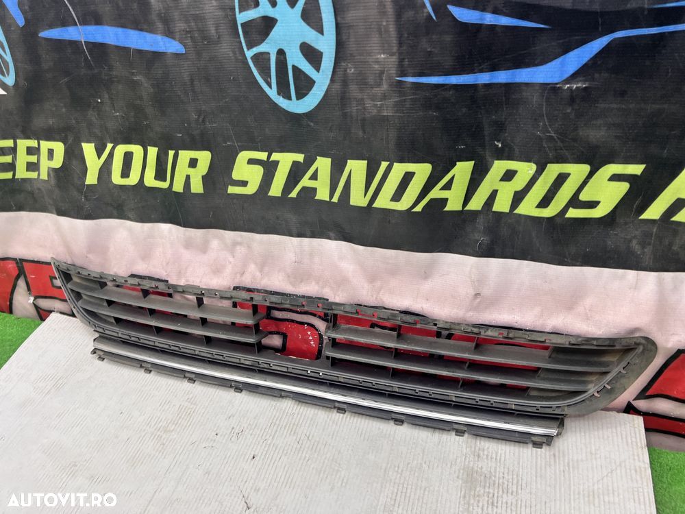 Volkswagen Golf VII 7 Facelift Grila Bara Fata cu Distronic - 3