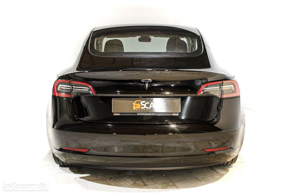 Tesla Model 3 Long Range Tração Traseira - 4