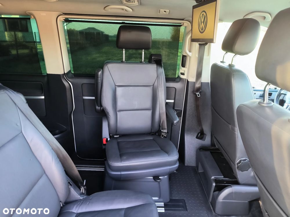 Volkswagen Multivan - 23