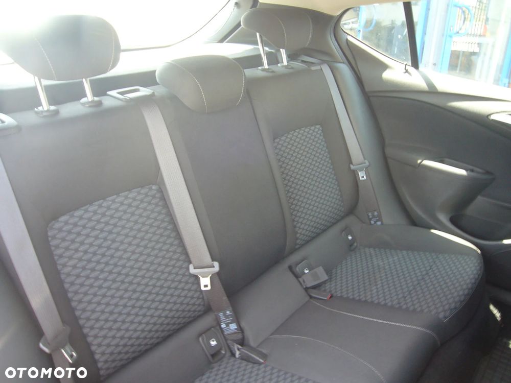 Opel Astra 1.4 T Elite - 17