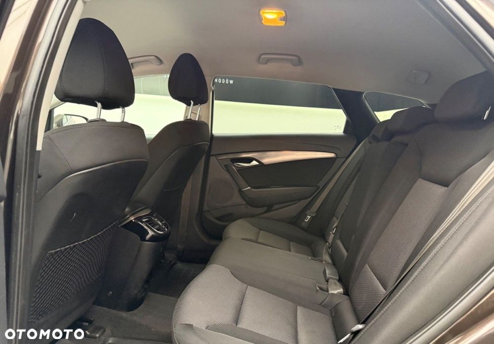 Hyundai i40 1.6 GDI Comfort + - 25