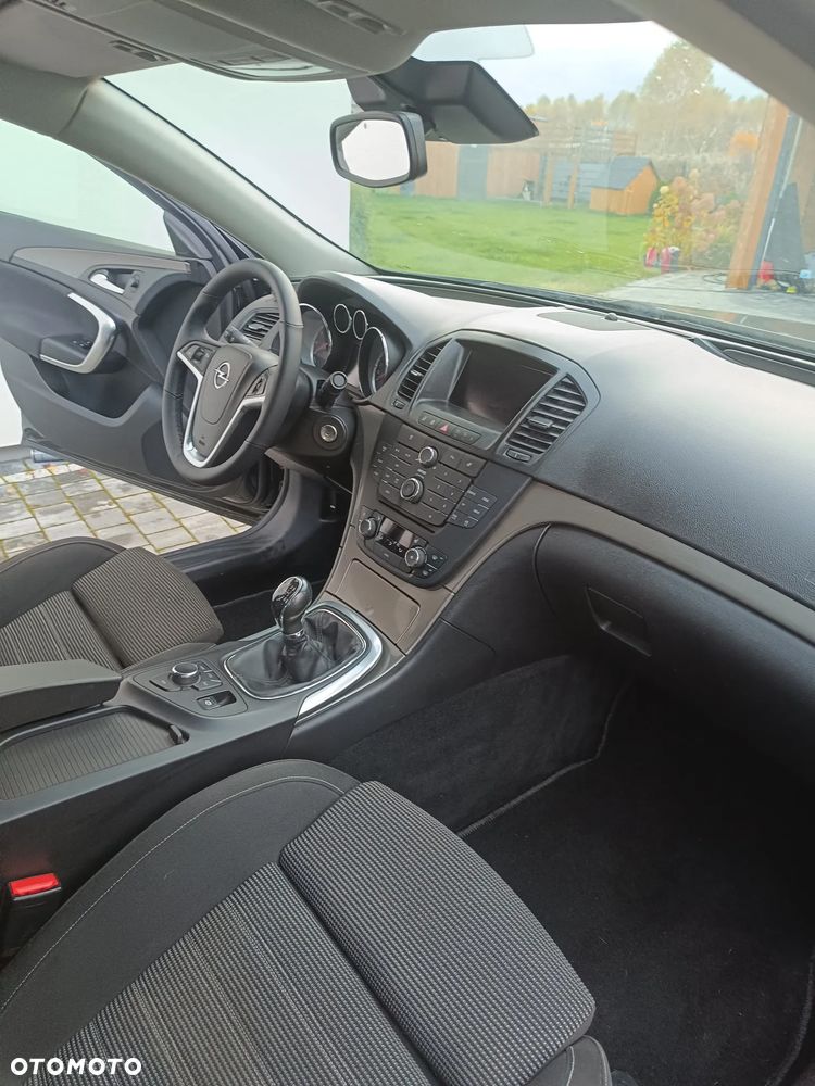Opel Insignia - 23