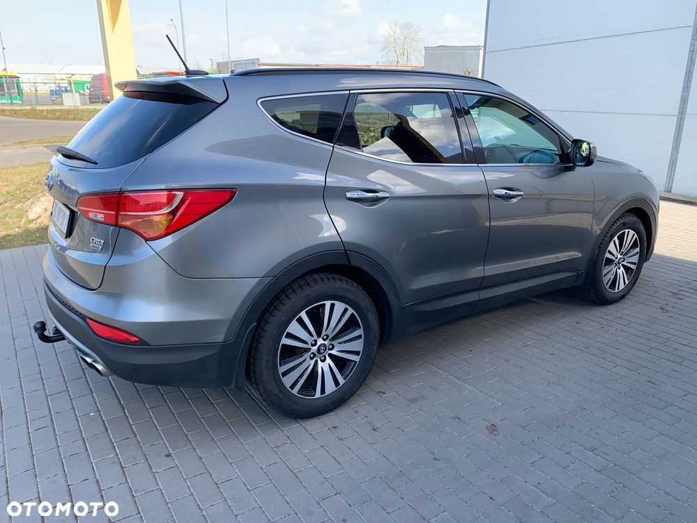 Hyundai Santa Fe 2.2 CRDi 4WD CPF Automatik Premium - 6