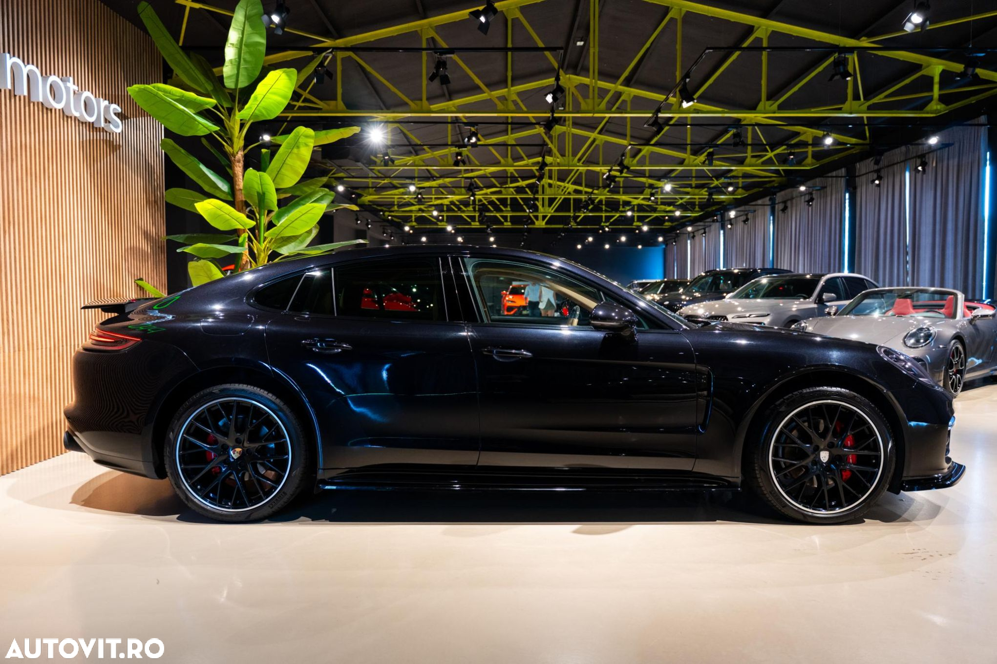 Porsche Panamera - 13