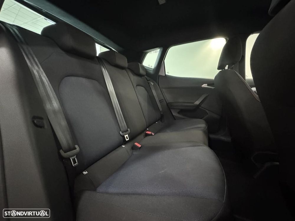 SEAT Arona 1.0 TSI FR - 11