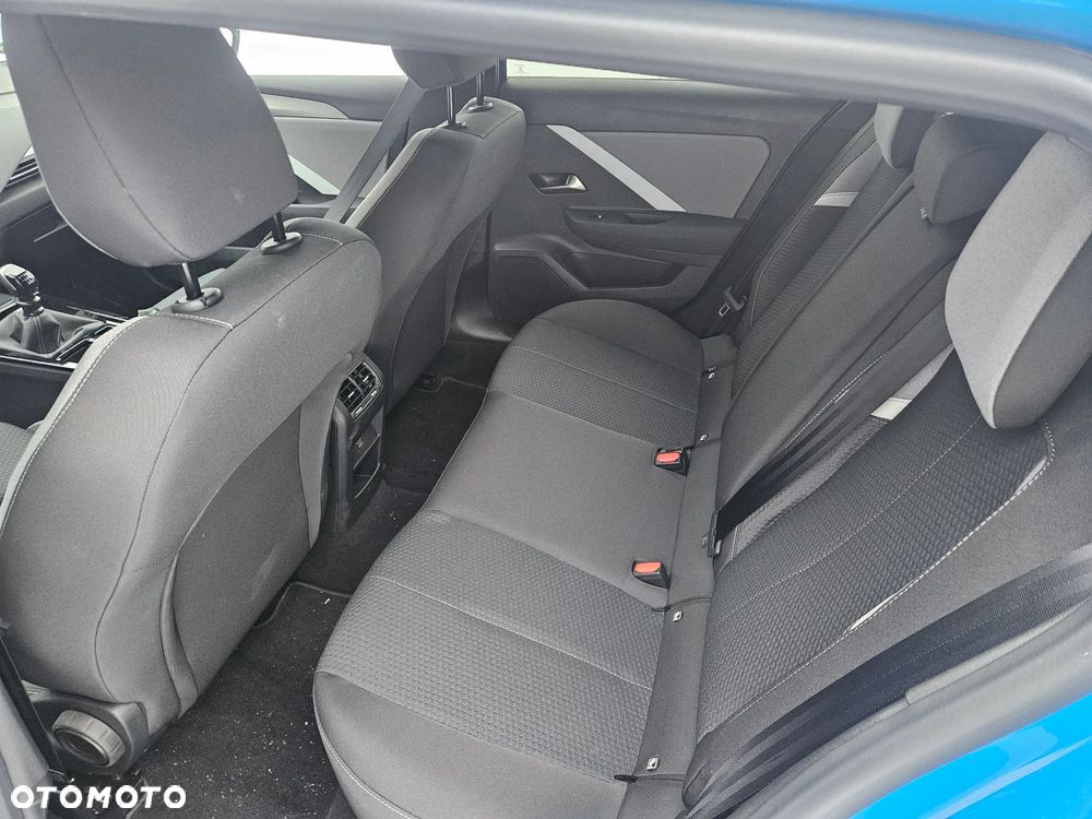 Opel Astra 1.2 Turbo Start/Stop Business Elegance - 19