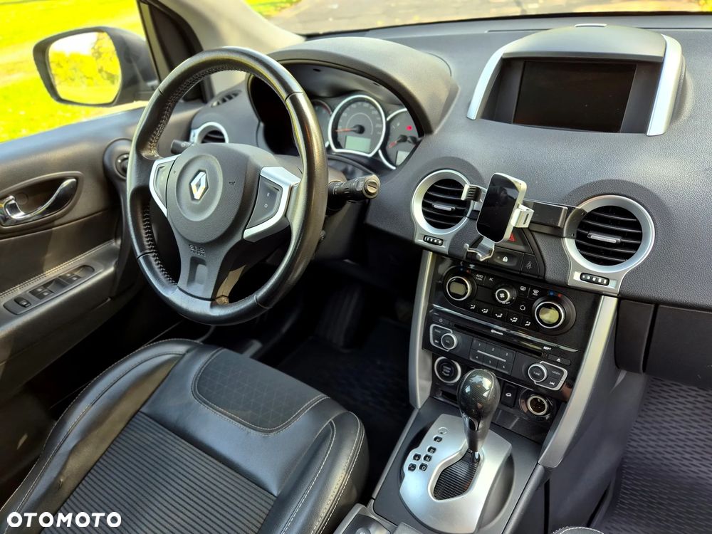 Renault Koleos 2.0 dCi 4x4 Limited - 30