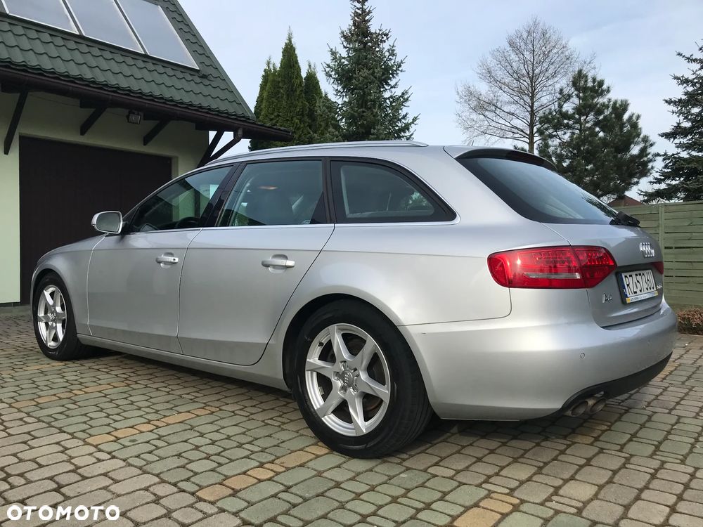 Audi A4 Avant 2.0 TDI DPF Ambiente - 6