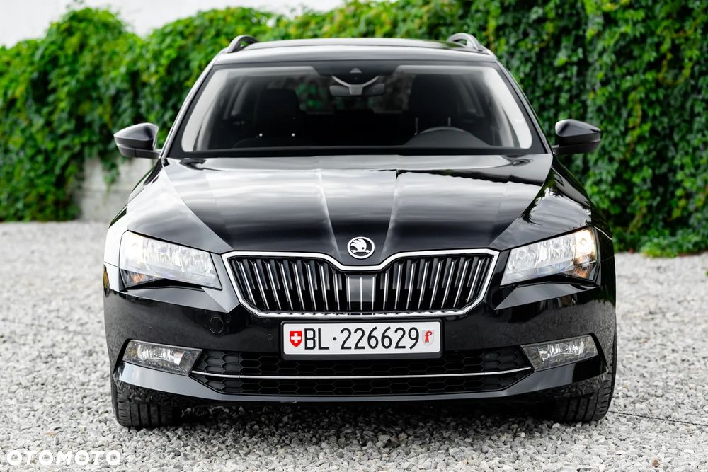 Skoda Superb 1.8 TSI DSG Ambition - 5