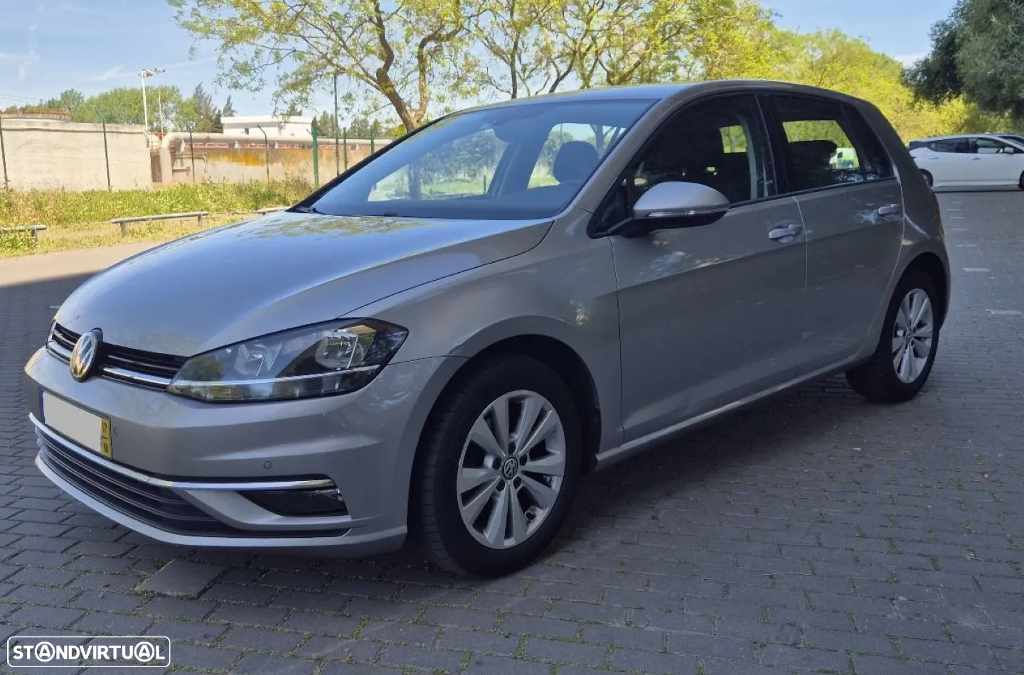 VW Golf 1.0 TSI Confortline - 4