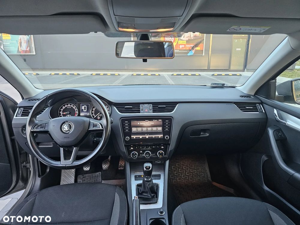 Skoda Octavia 1.6 TDI Ambition - 12