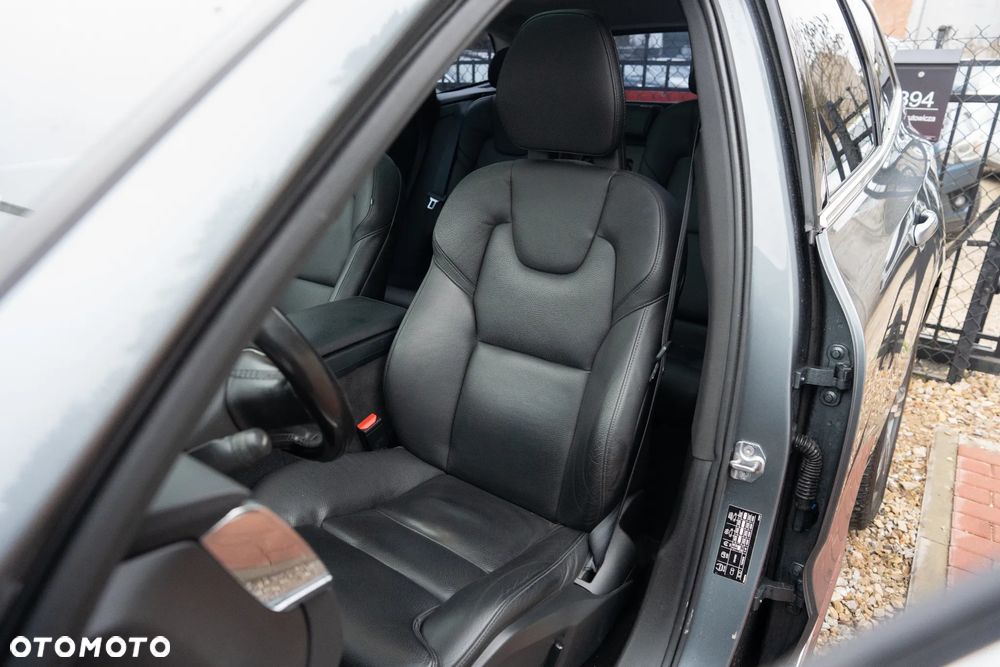 Volvo XC 60 D4 AWD Geartronic Inscription - 9