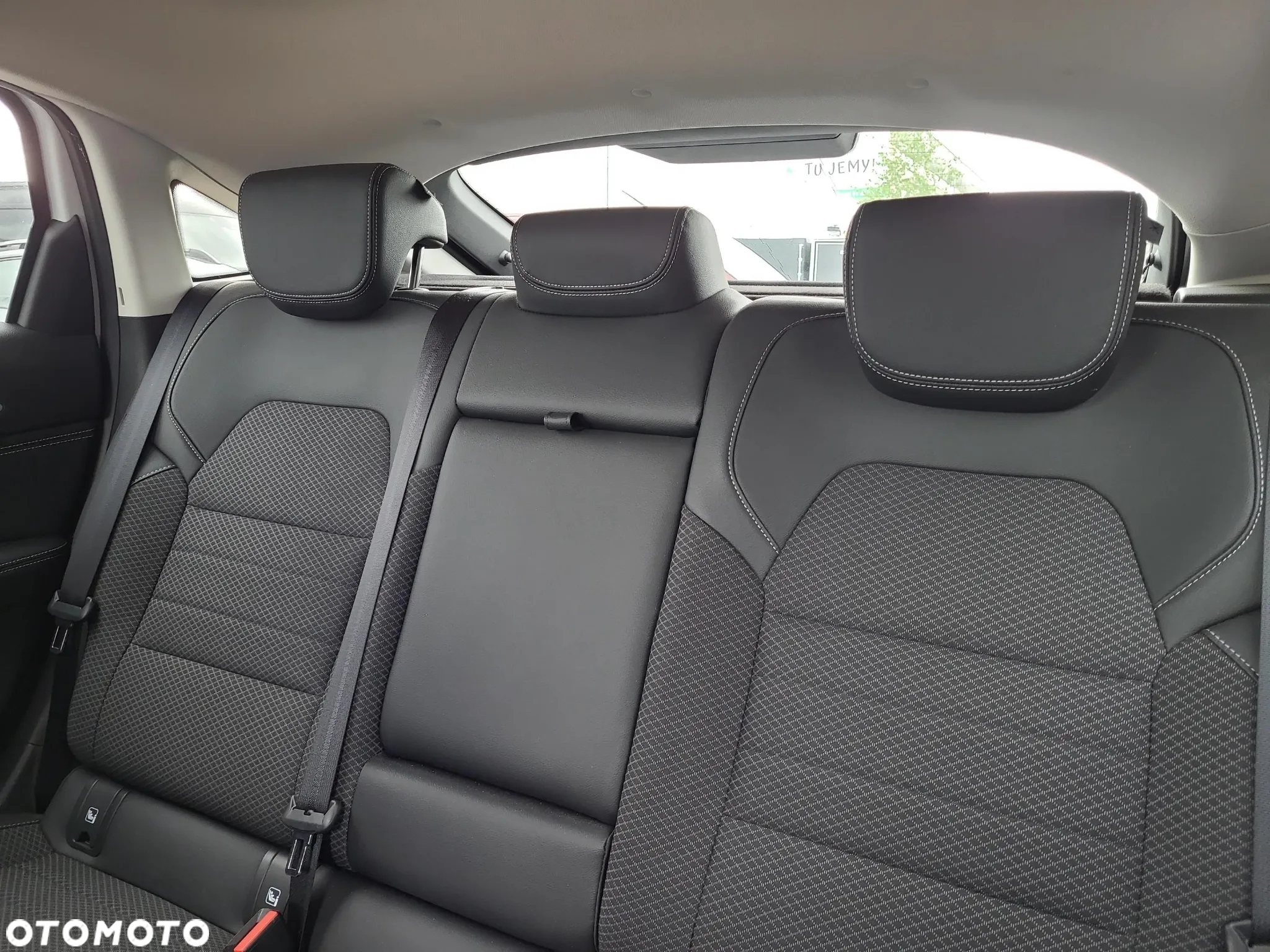 Renault Arkana 1.6 E-TECH Intens MMT - 16