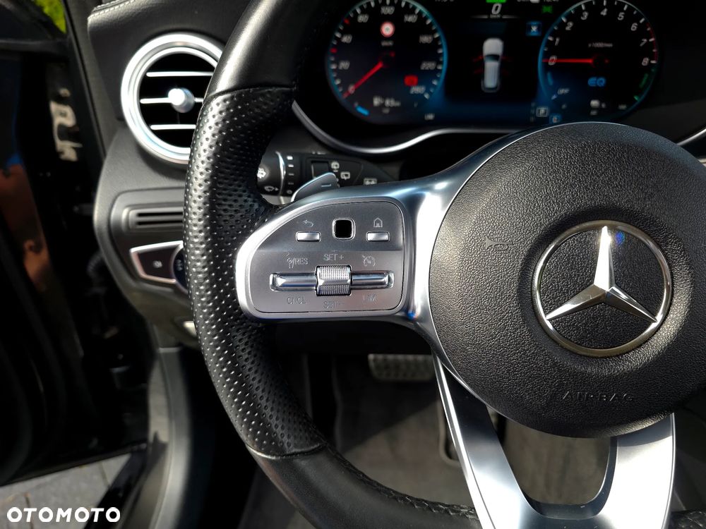 Mercedes-Benz GLC 350 e 4Matic 7G-TRONIC AMG Line - 24