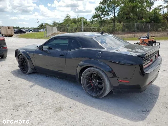 Dodge Challenger - 3