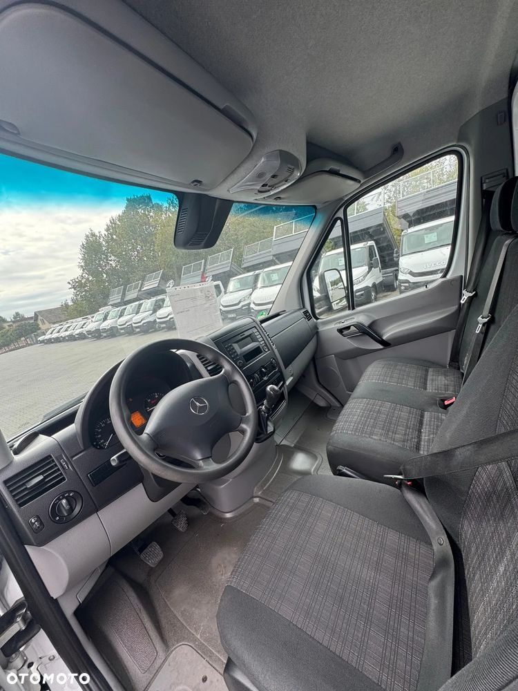 Mercedes-Benz 516,,514,,314,,316,518 ,519 - 11