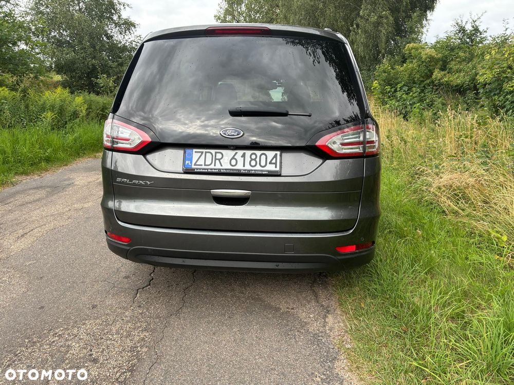 Ford Galaxy - 10