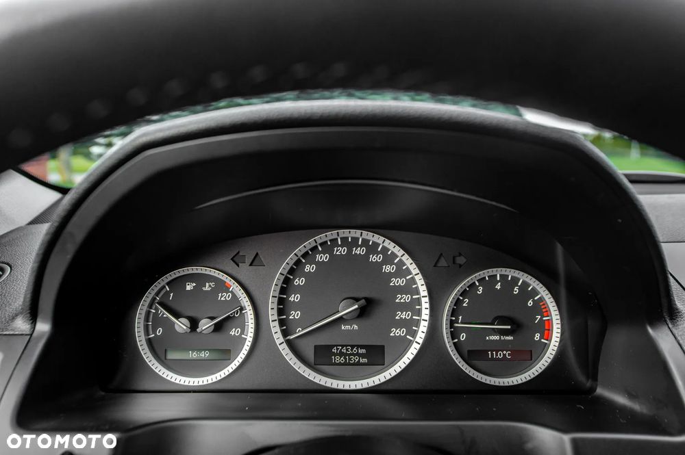 Mercedes-Benz Klasa C 200 Kompressor Avantgarde - 26