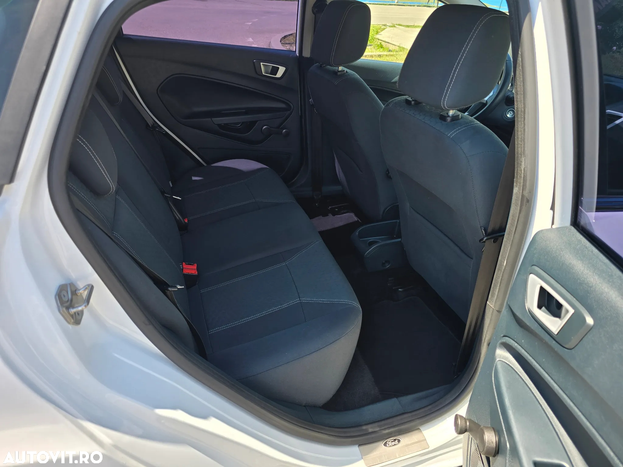 Ford Fiesta - 7