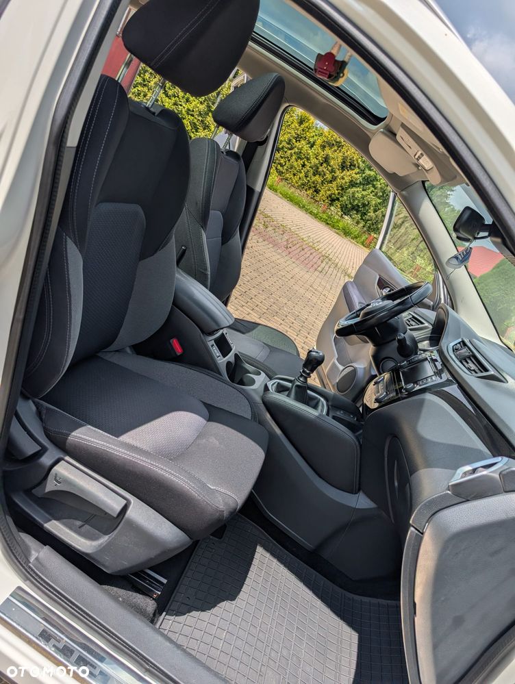 Nissan Qashqai 1.3 DIG-T N-Connecta - 31