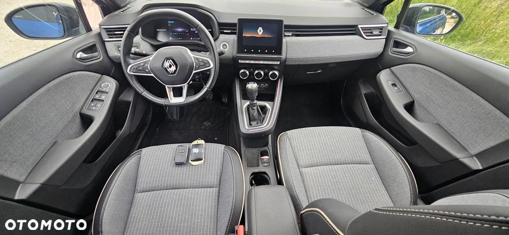 Renault Clio - 13