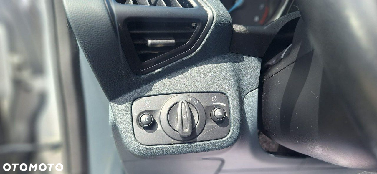 Ford C-MAX - 16