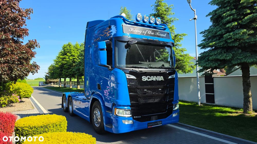Scania SCANIA///R540///6×4///2021///RETARDER///SKÓRY///FULL LED///CAŁY NA PODUSZKACH///NAWIGACJA///ALUMINIOWE FELGI///WYŚWIETLACZ OBCIĄŻENIA///ZABUDOWY MIĘDZYOSIOWE///BARDZO BOGATA WERSJA///STAN BARDZO DOBRY - 3