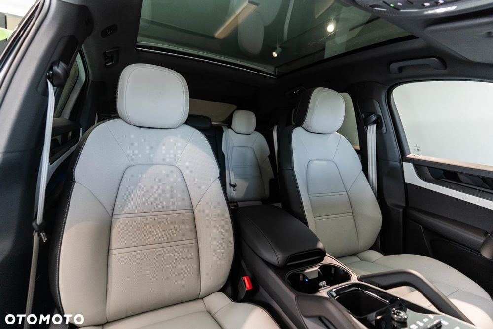 Porsche Cayenne Black Edition - 17
