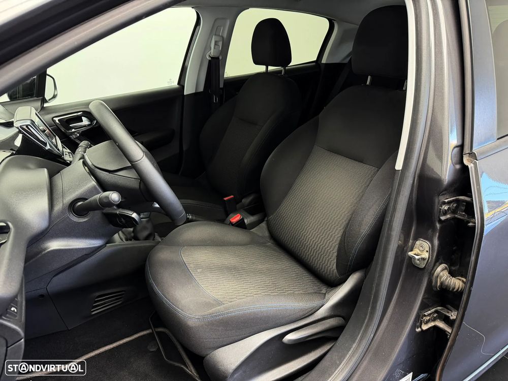 Peugeot 208 1.2 PureTech Style - 8