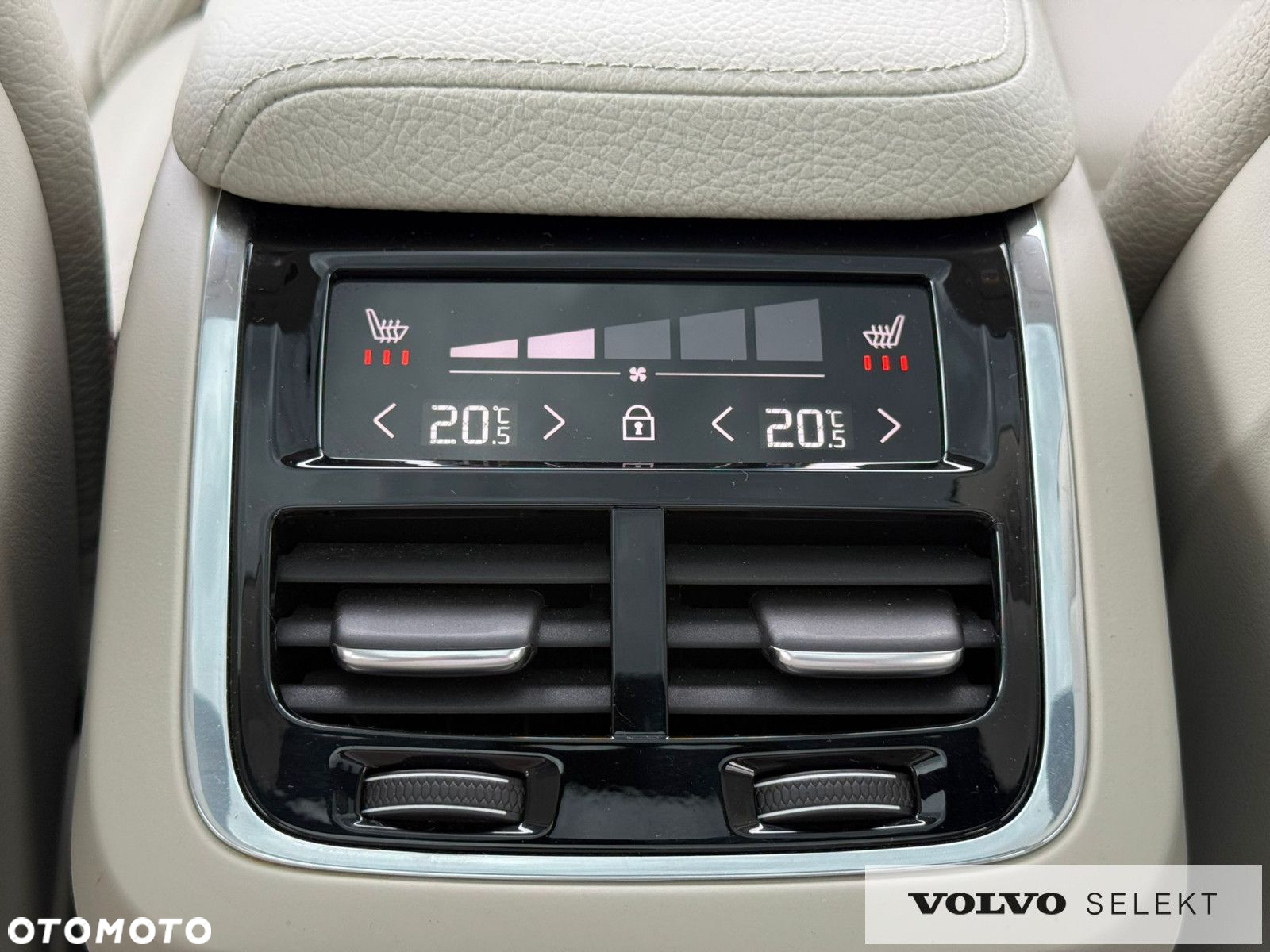 Volvo XC 60 - 31