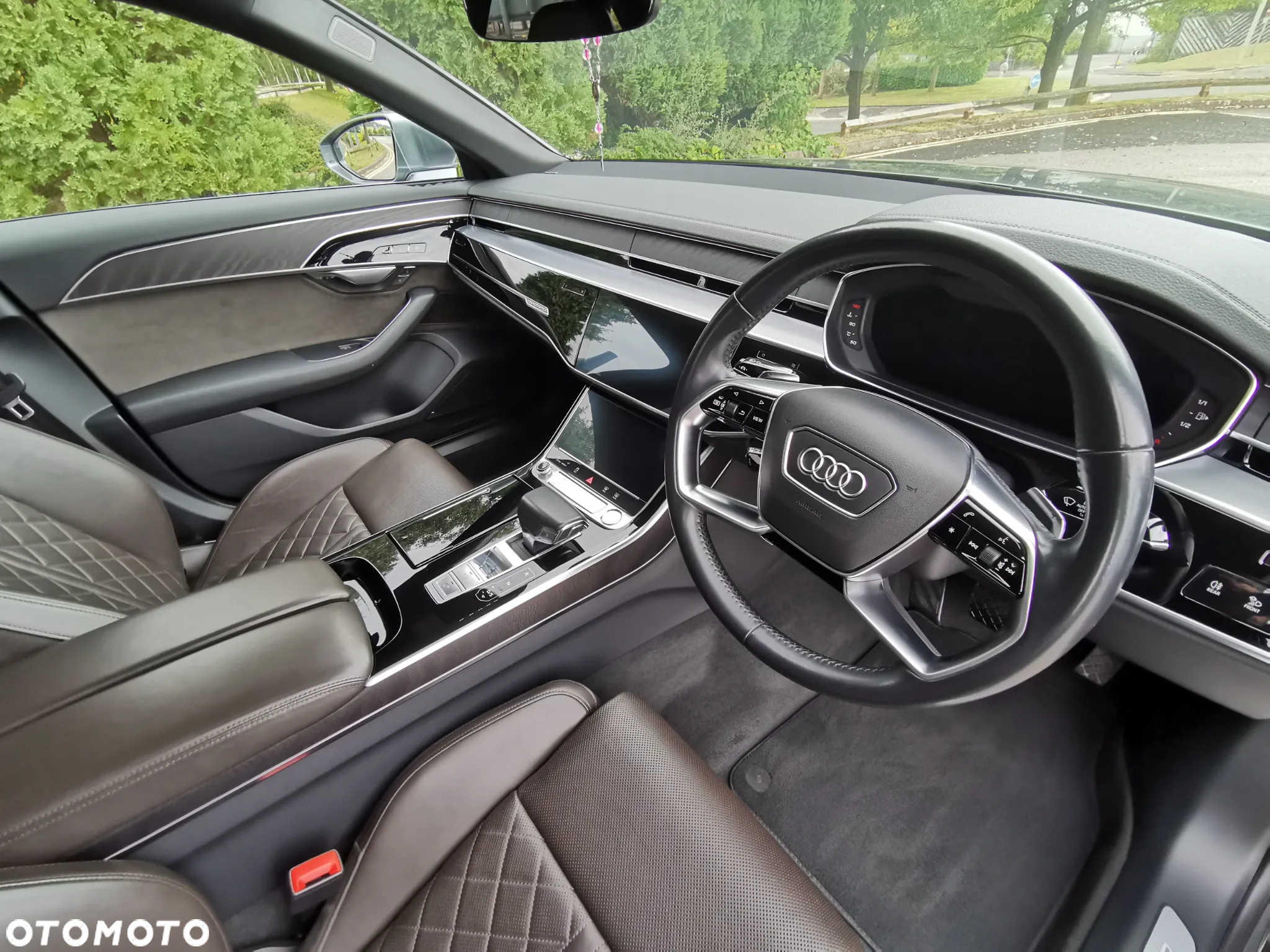 Audi A8 - 13