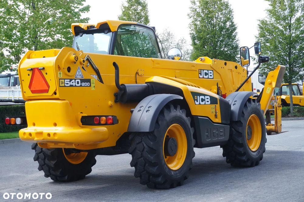 JCB 540-200 / 20 m zasięg / Joystick - 6