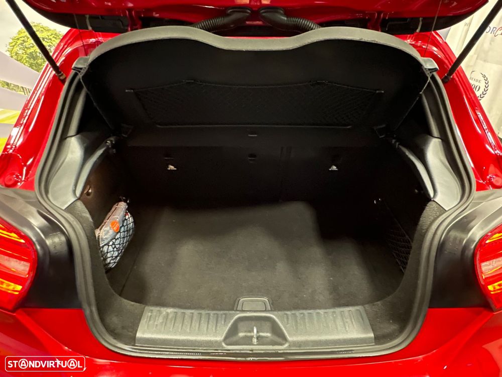 Mercedes-Benz A 160 CDI AMG Line - 21