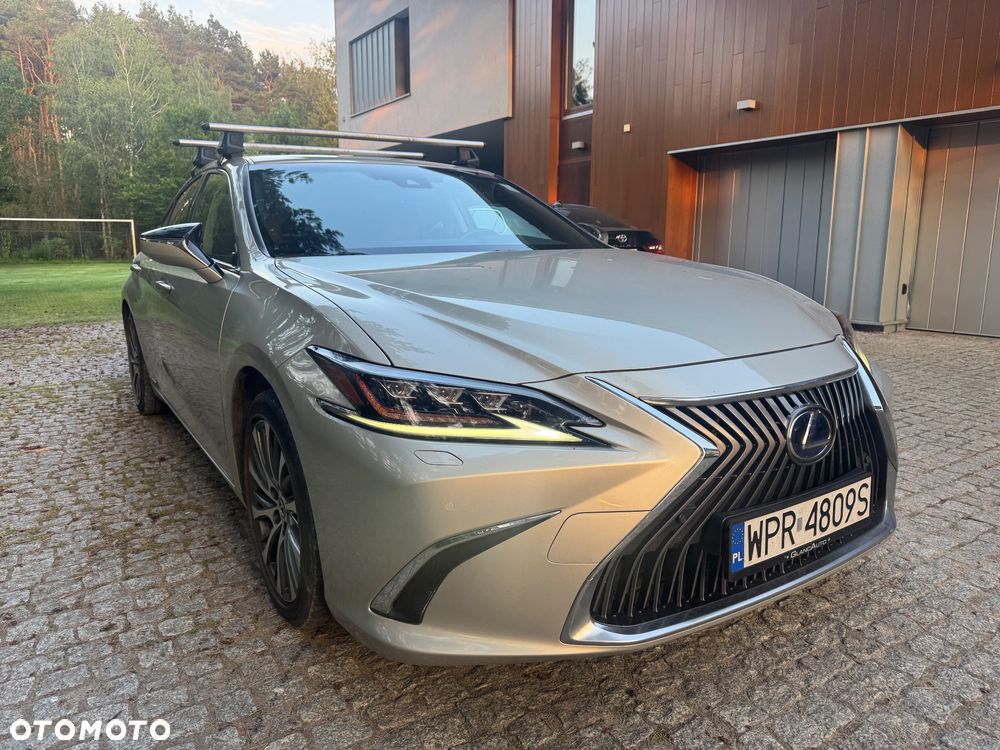 Lexus ES 300h Prestige - 3