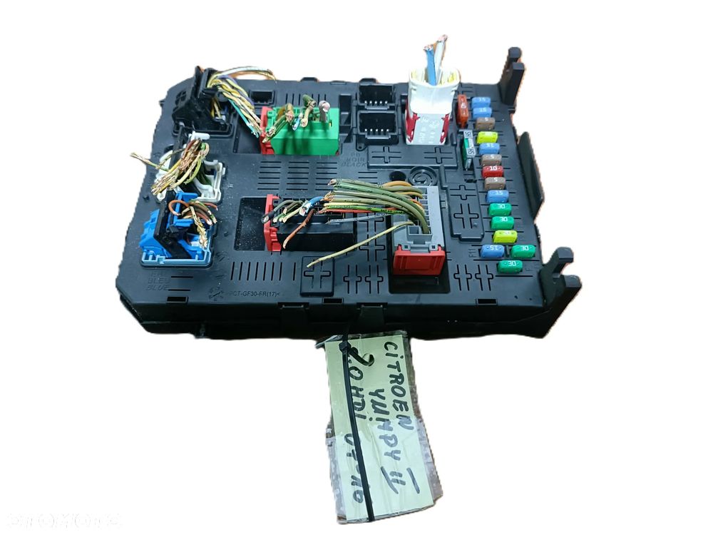 CITROEN JUMPY II 07-16 r. 2,0 HDI SKRZYNKA BEZPIECZNIKÓW 28119759-5 + - 1