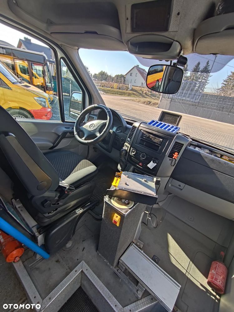 Mercedes-Benz Sprinter Mid City - 10