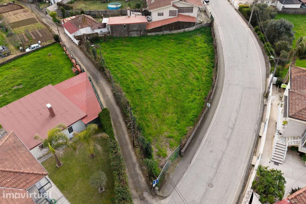 Excelente Terreno com viabilidade para construção – Santa Maria da Fei - Grande imagem: 3/5