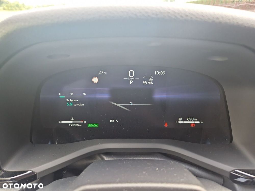 Toyota Camry - 17