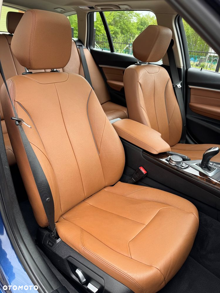 BMW Seria 3 320d Touring xDrive Luxury Line - 24