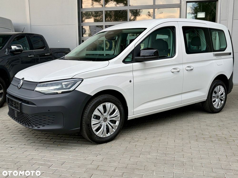 Volkswagen Caddy silnik: 2,0 l TDI EU6 SCR 75 kW skrzynia biegów: manualna 6 -biegowa rozstaw osi: 2755 mm - 5