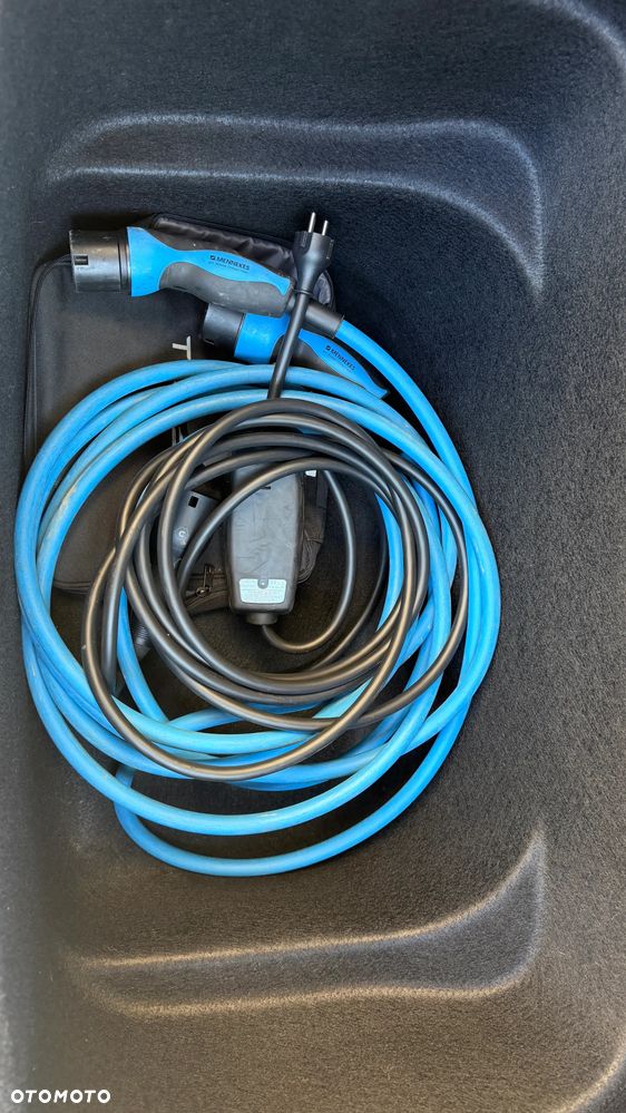 Tesla Model Y Long Range AWD - 7