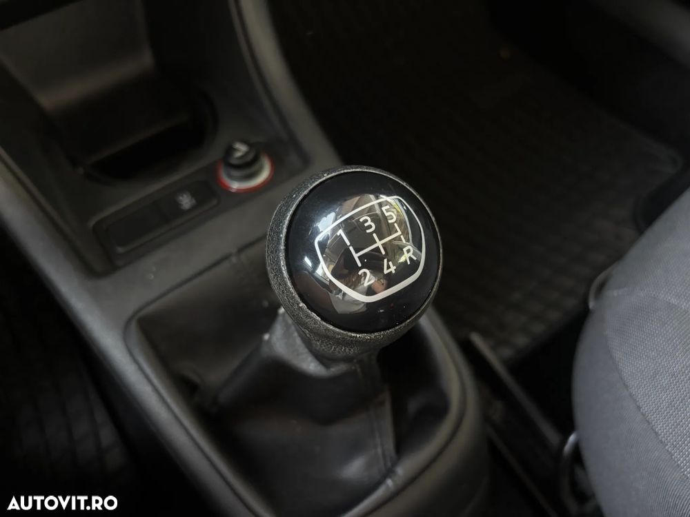 Volkswagen up! - 19